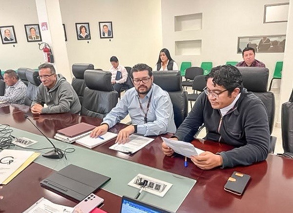 Contraloría garantiza transparencia en licitaciones del sector educativo