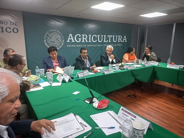 Participa Hidalgo en reunión agropecuaria Región Centro