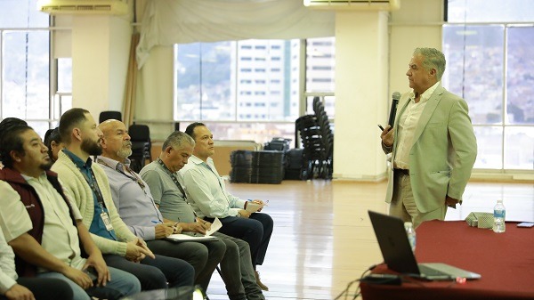 Imparten capacitación contra delitos electorales a integrantes del Despacho del Gobernador