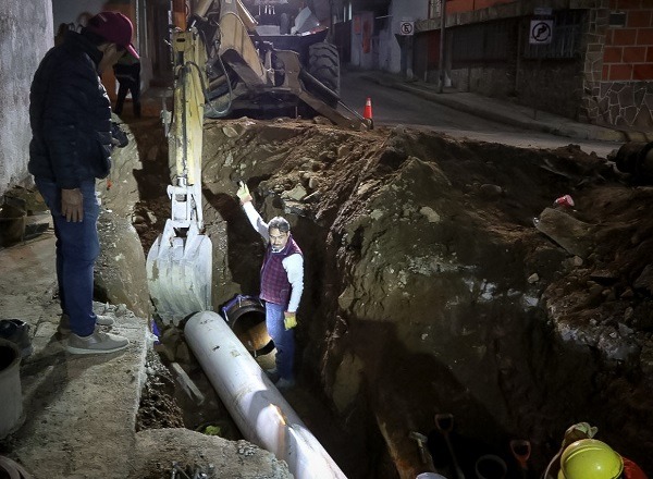 Concluye CAASIM trabajos de reparación de fuga en tubería de 18 pulgadas en Pachuca