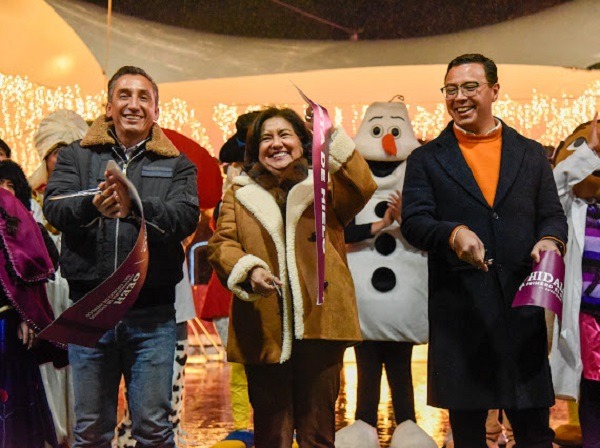 La navidad se vive en familia durante la primera edición de la Villa Navideña de Pachuca