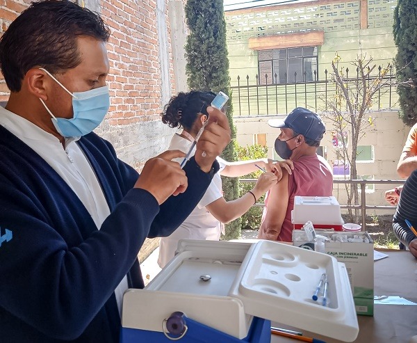 Refuerza SSH campaña de vacunación contra Influenza y Covid