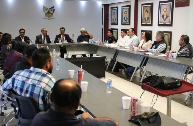 Se reunieron autoridades estatales y federales con operadores de pipas de agua