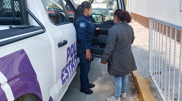 Policía Violeta localiza a 2 menores extraviadas