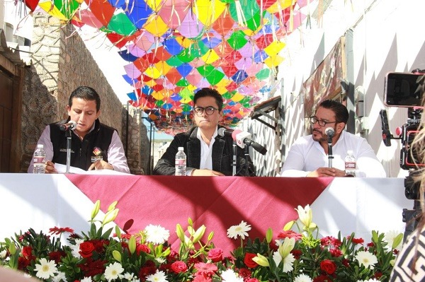 Instalan feria del empleo en Mineral de la Reforma