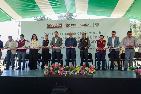 Hidalgo logra cobertura de educación media superior pública en los 84 municipios