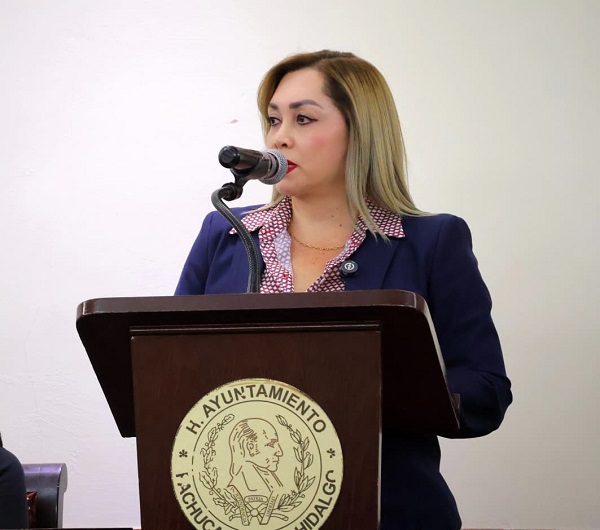 Propone Nadia Reyna incentivos para comerciantes de Pachuca