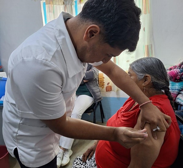 SSH refuerza vacunación contra la influenza