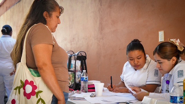 DIF Huejutla y Logia Simbólica Libre Huasteca ofrecieron campaña gratuita de especialidades para la población