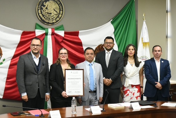 Congreso de Hidalgo reconoce a escritores hidalguenses con Concurso de Cuento y Poesía