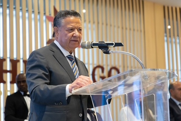 Menchaca Salazar anuncia nueva Villa Deportiva para 2026