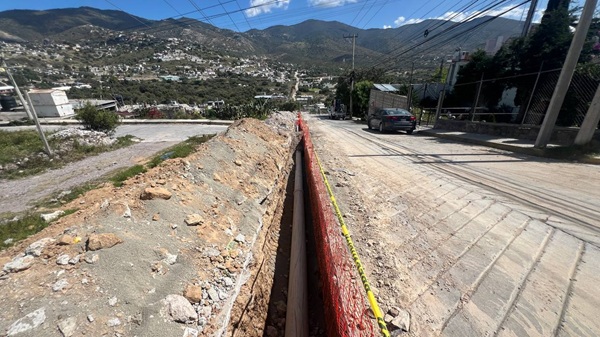 Entra en operación nueva línea para conducir agua potable a colonias de Mineral de la Reforma