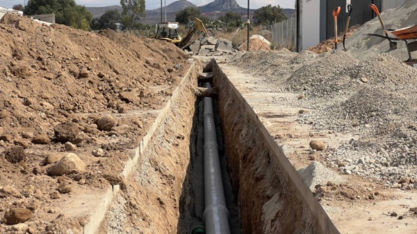 En construcción nueva línea de agua potable en Mineral de la Reforma