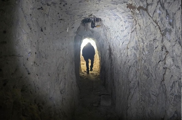 Asegura PGJEH inmueble con túnel utilizado para extracción ilegal de hidrocarburo