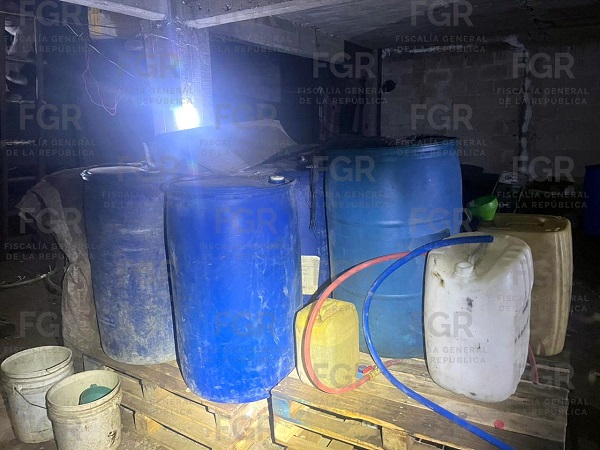 FGR asegura mil 100 litros de hidrocarburo en cateo realizado en Singuilucan
