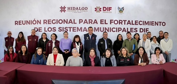 Trabajar con vocación y transparencia, pide Edda Vite a DIF Municipales del Valle del Mezquital