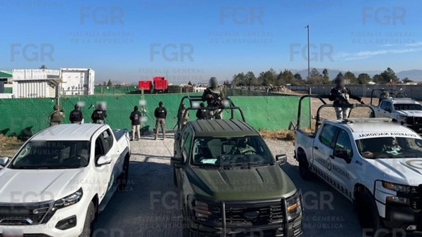 FGR asegura más de 50 mil litros de hidrocarburo en cateo en Emiliano Zapata