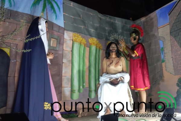 Procesión del Silencio y cuadros bíblicos llenan de fe las calles de Tepeji del Río