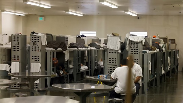 Sheinbaum afirma que instruyó a los cónsules a realizar visitas diarias a los centros de ICE tras la muerte de 15 mexicanos