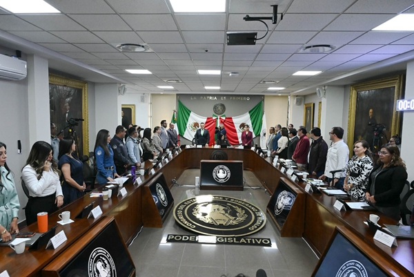 Congreso de Hidalgo avala reforma educativa para enseñar primeros auxilios y fortalecer valores cívicos en estudiantes