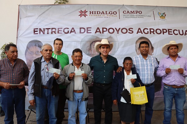 Con hechos, respalda gobierno de Hidalgo a pequeños productores tras afectaciones climáticas