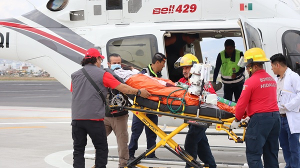 Joven lesionada en accidente en Tepehuacán es trasladada de emergencia vía aérea a Pachuca