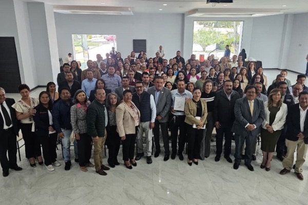 SNTE Hidalgo entrega órdenes de presentación a personal del Subsistema de Educación Normal