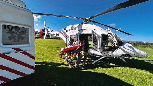 Trasladan vía aérea a Guanajuato a adolescente lesionada en accidente en Hidalgo