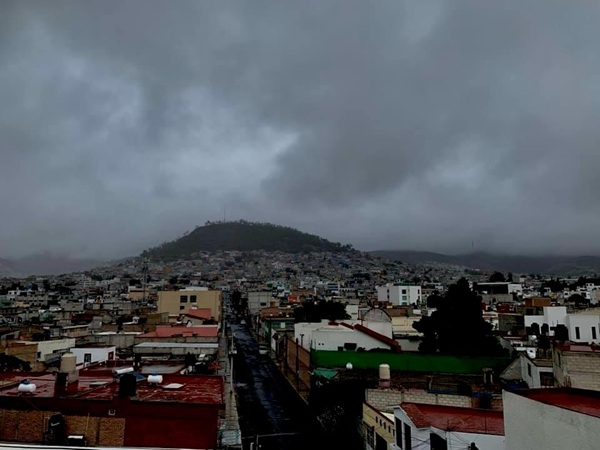 Gobierno de Hidalgo llama a extremar precauciones ante pronóstico de lluvias intensas