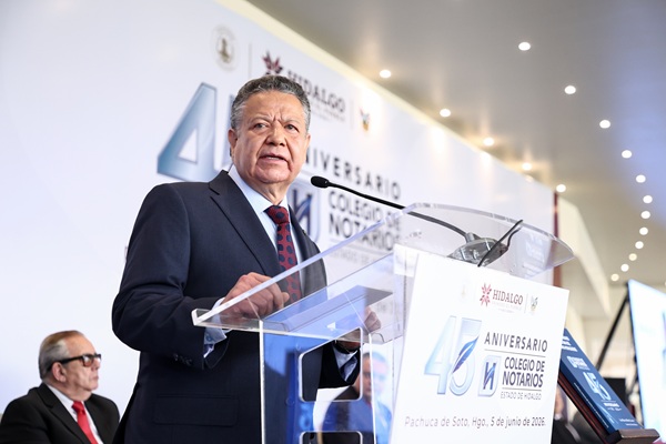 Julio Menchaca acompaña fortalecimiento del Colegio de Notarios del Estado de Hidalgo