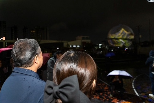 Julio Menchaca invita a disfrutar video mapping en el Parque Cultural Hidalguense