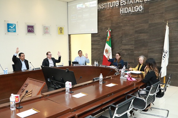 Acata IEEH orden judicial para embargo a prerrogativas del PRI, representante de este partido se inconforma