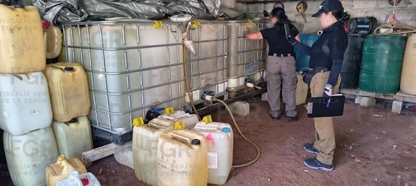 FGR asegura 4 mil 200 litros de hidrocarburo durante cateo en Alfajayucan
