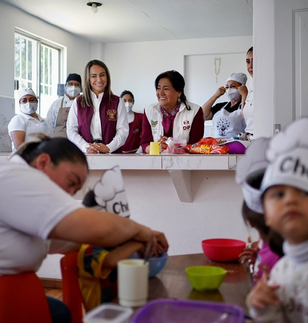 Trabajo conjunto acerca servicios de calidad a las familias de Cuautepec de Hinojosa