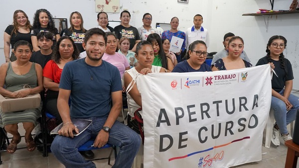 DIF Huejutla e ICATHI impulsan autoempleo con taller gratuito de barbería